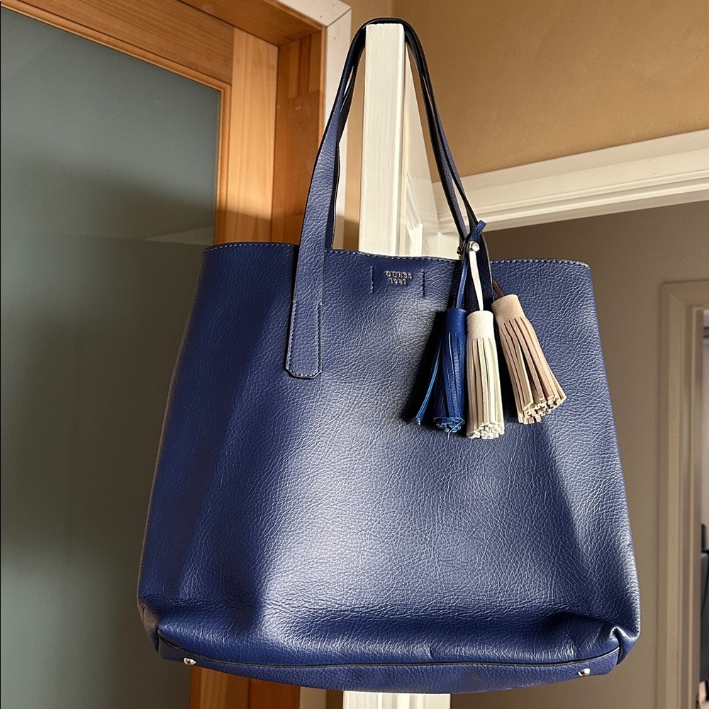 Guess Los Angeles Navy Leather Accessory